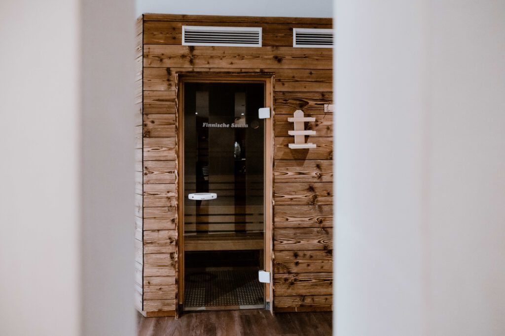 Finnische Sauna im Wellnessbereich des Designhotels Viktoria in Braunlage
